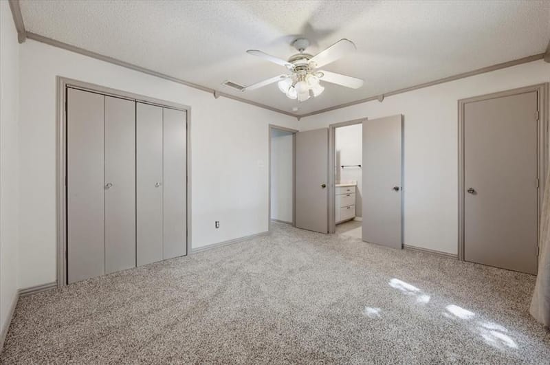 814 Rock Creek Drive, Euless TX 76039 - Photo 18