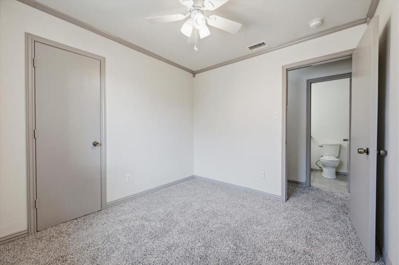 814 Rock Creek Drive, Euless TX 76039 - Photo 21