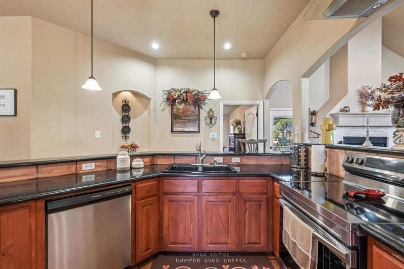 145 Mc Kay Lane, Weatherford TX 76088 - Photo 9
