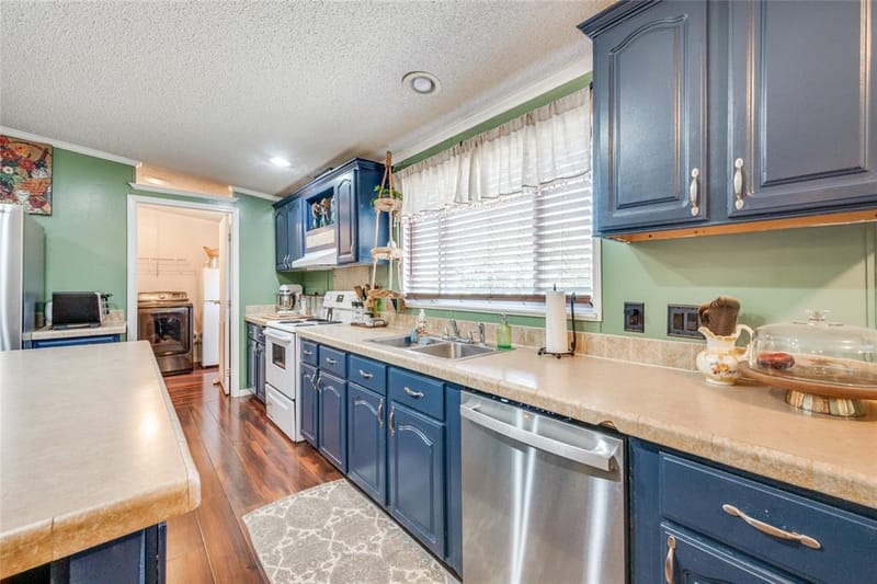 348 Private Road 477, Hillsboro TX 76645 - Photo 10