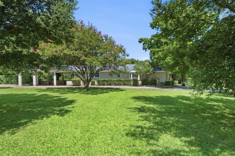 435 Horseshoe Trail W, Aledo TX 76008