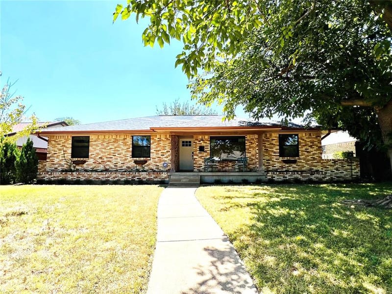 1540 Brook Valley Lane, Dallas TX 75232