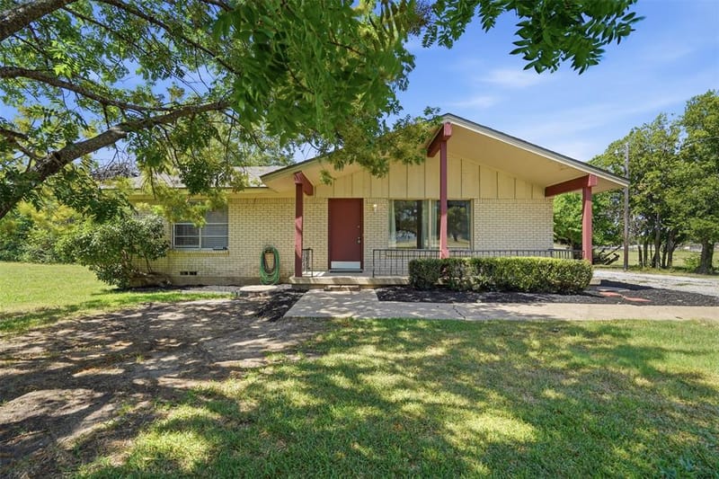 2471 N Fm 740, Heath TX 75032