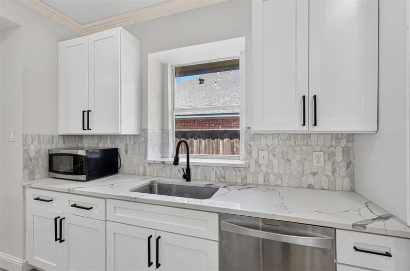 3402 Seabreeze Drive, Rowlett TX 75088 - Photo 9