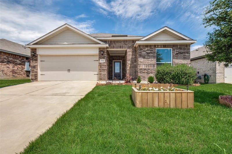 314 Condie Russell Avenue, Venus TX 76084