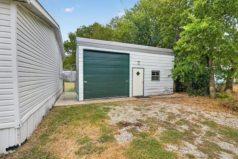 2032 Dorothy Drive, Burleson TX 76028 - Photo 27