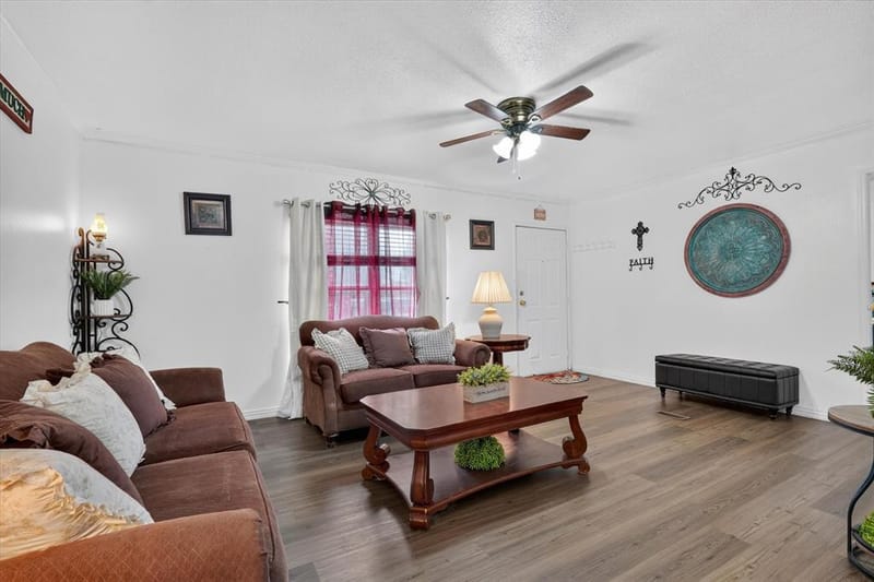 2032 Dorothy Drive, Burleson TX 76028 - Photo 8