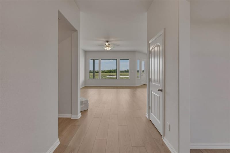 136 Hillview Trail, Decatur TX 76234 - Photo 5