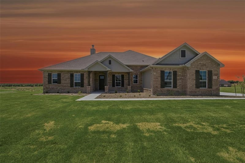 136 Hillview Trail, Decatur TX 76234 - Photo 4