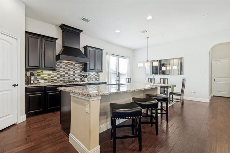 5101 Kentwood Drive, McKinney TX 75070 - Photo 9
