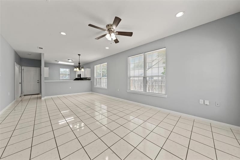 1206 N 15th Street, Waco TX 76707 - Photo 2
