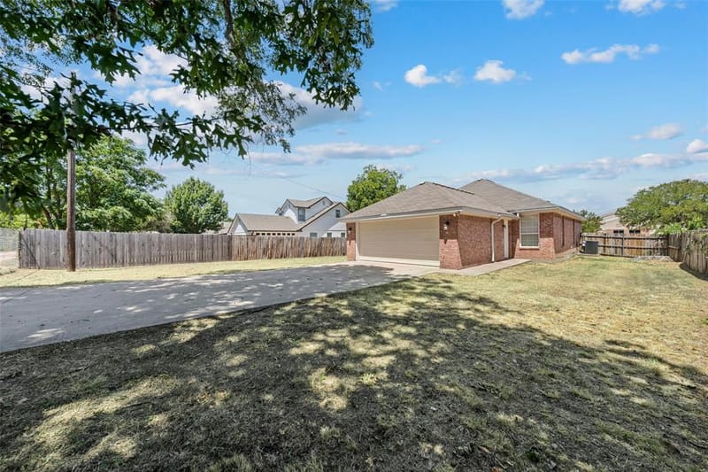 1206 N 15th Street, Waco TX 76707 - Photo 16