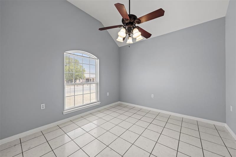 1206 N 15th Street, Waco TX 76707 - Photo 11