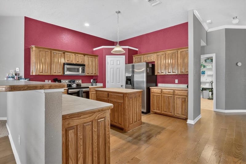 6829 Cheatham Drive, Watauga TX 76148 - Photo 7