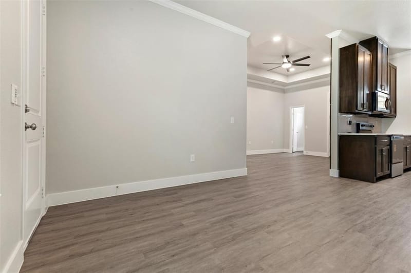 804 S 4th Street, Bonham TX 75418 - Photo 6