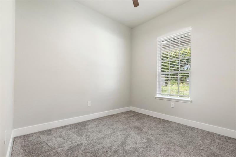 804 S 4th Street, Bonham TX 75418 - Photo 16
