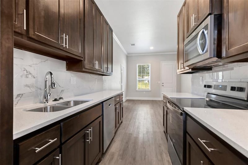 804 S 4th Street, Bonham TX 75418 - Photo 7