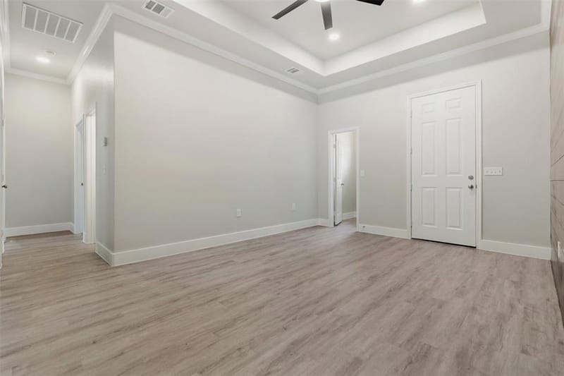 804 S 4th Street, Bonham TX 75418 - Photo 5