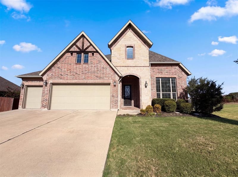 15133 Seventeen Lakes Boulevard, Fort Worth TX 76262