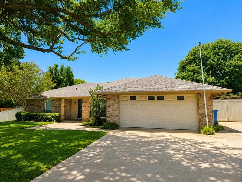 3313 Lakeview Drive, Grapevine TX 76051