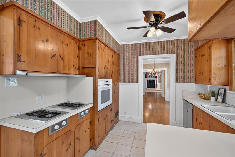 551 Broadmoor Boulevard, Shreveport LA 71105 - Photo 8