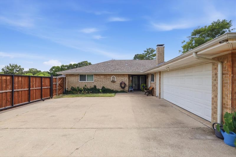 3506 Valley View Lane, Garland TX 75043 - Photo 35