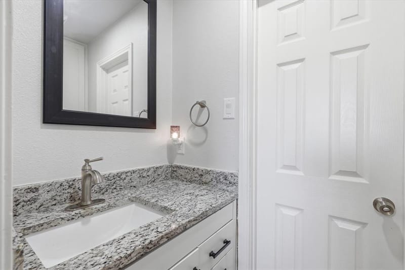 3506 Valley View Lane, Garland TX 75043 - Photo 29
