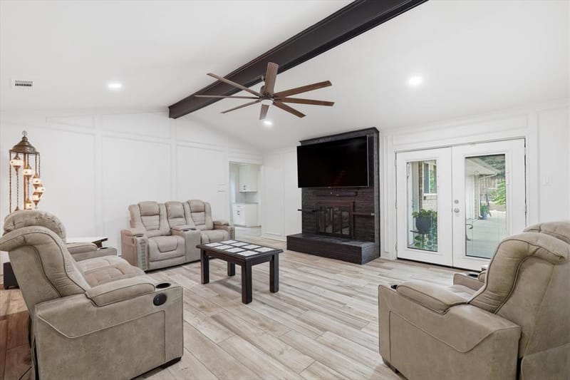 3506 Valley View Lane, Garland TX 75043 - Photo 8