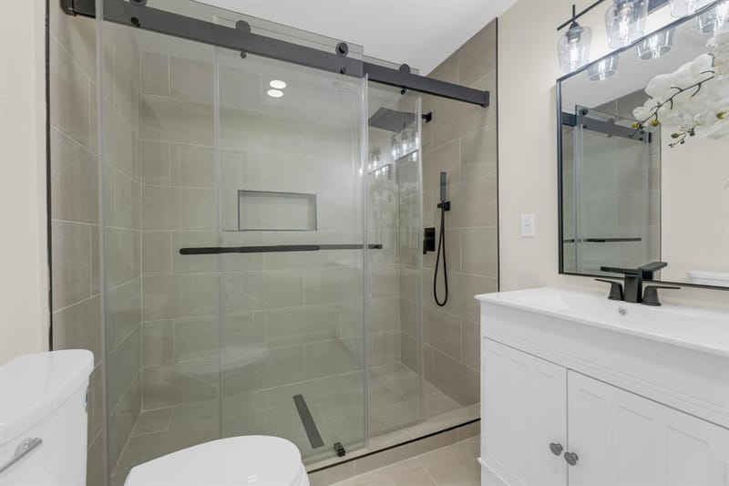 1820 Cedar Crest Boulevard, Dallas TX 75203 - Photo 3