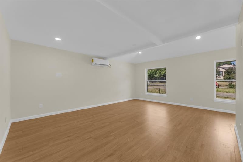 1820 Cedar Crest Boulevard, Dallas TX 75203 - Photo 14