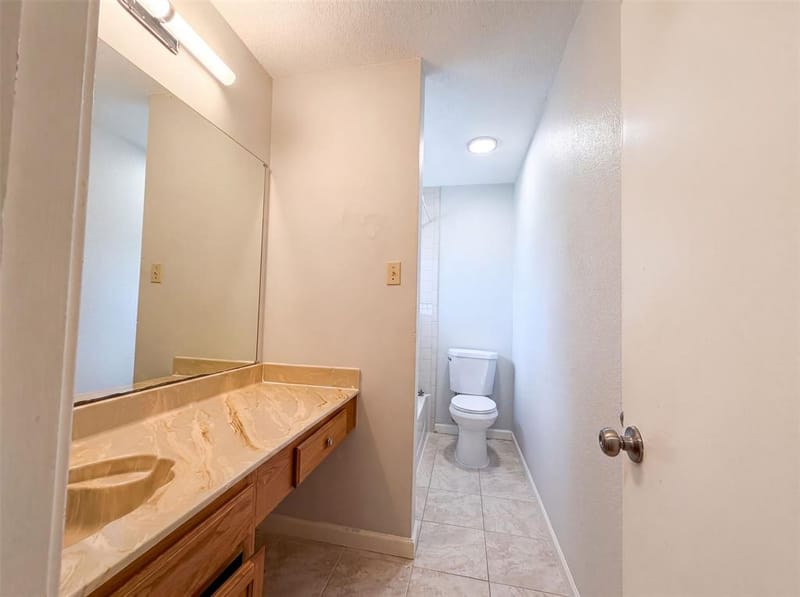 2831 Red Oak Drive, Grand Prairie TX 75052 - Photo 16