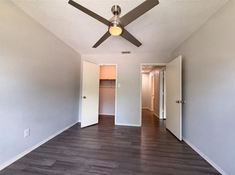 2831 Red Oak Drive, Grand Prairie TX 75052 - Photo 14