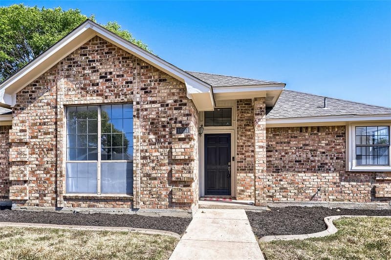 1021 Rio Grande Drive, Benbrook TX 76126