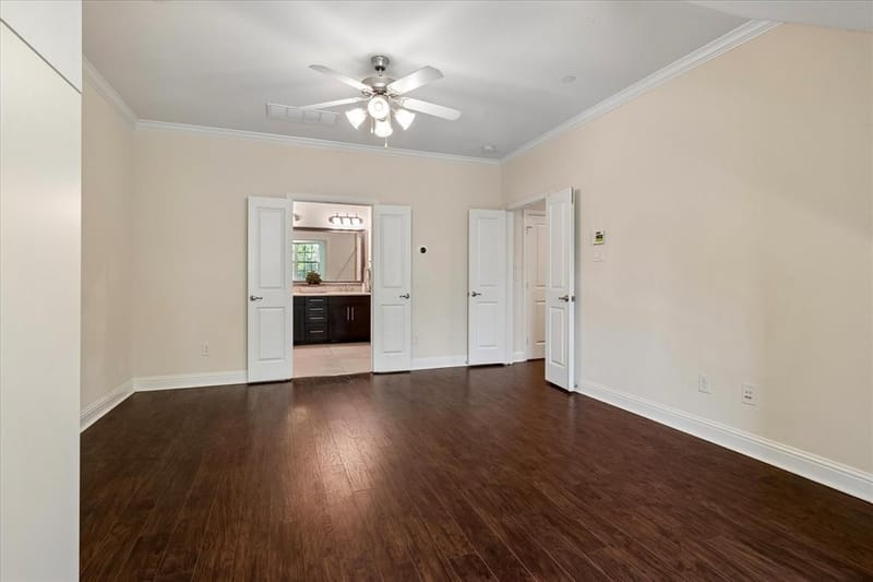 559 W Royal Lane, Irving TX 75039 - Photo 24