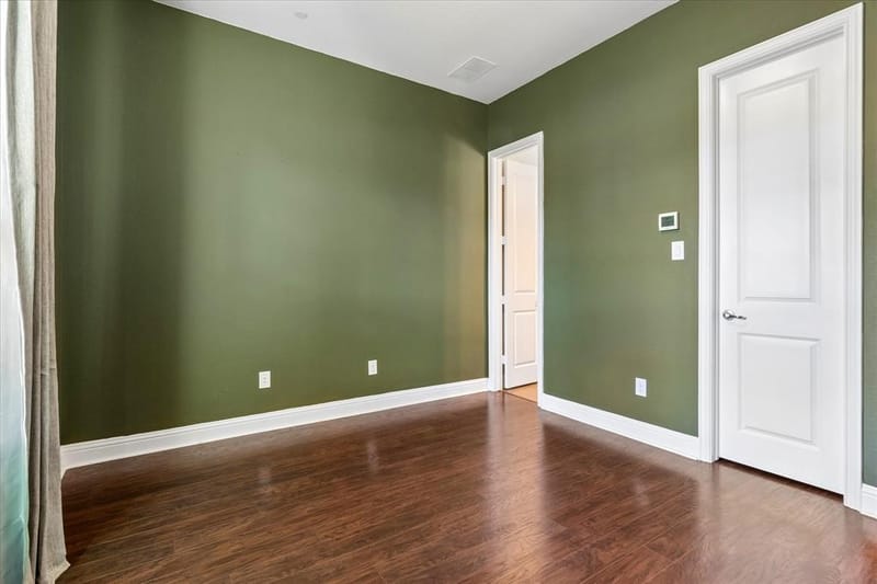 559 W Royal Lane, Irving TX 75039 - Photo 29