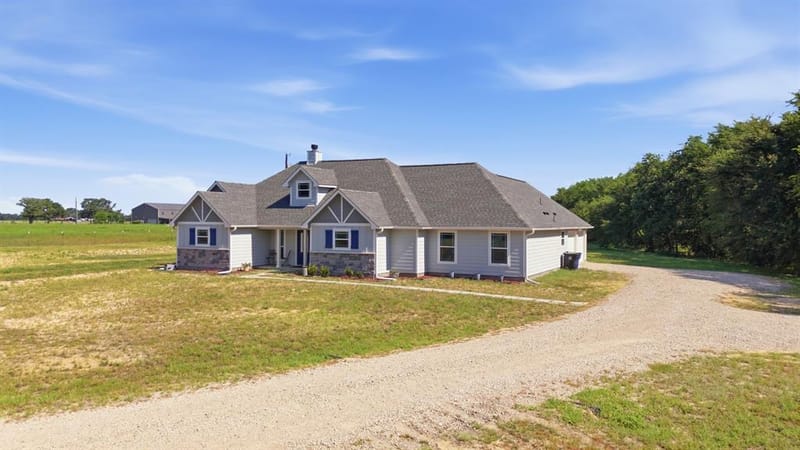 8520 County Road 3614, Murchison TX 75778