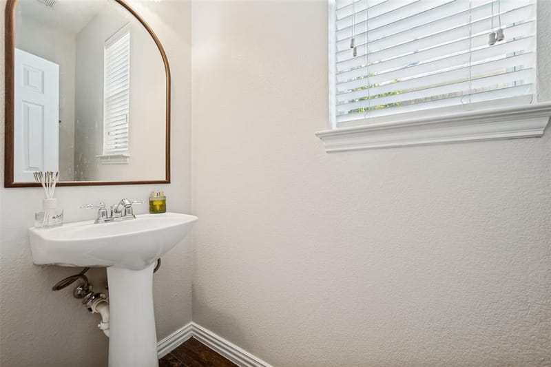 310 Conroe Circle, Argyle TX 76226 - Photo 6