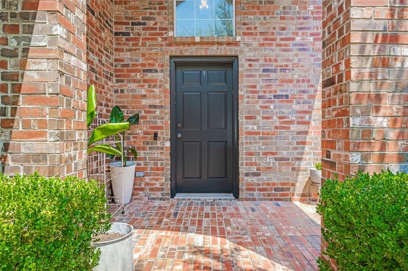 310 Conroe Circle, Argyle TX 76226 - Photo 3