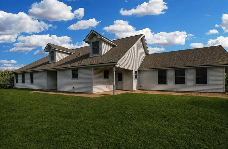 7932 County Road 913, Godley TX 76044 - Photo 8