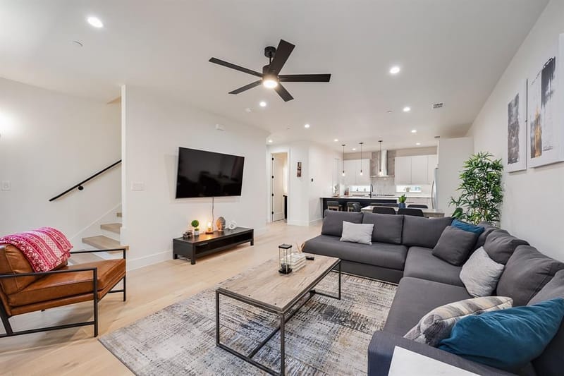 1141 N Madison Avenue # 105, Dallas TX 75208