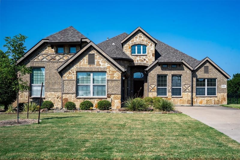 1824 Fair Oaks Lane, Royse City TX 75189