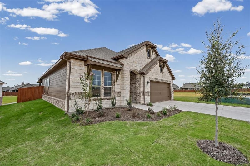 1312 Frio Drive, Springtown TX 76082 - Photo 4