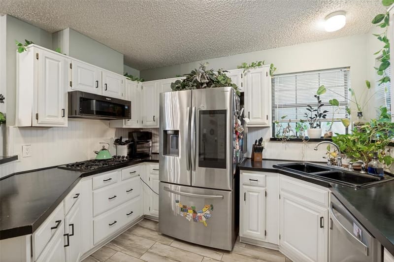 1006 Ridgeview, Carrollton TX 75007 - Photo 12
