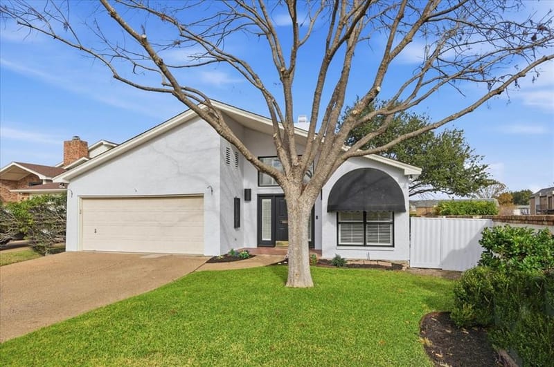 22 One Main Place, Benbrook TX 76126