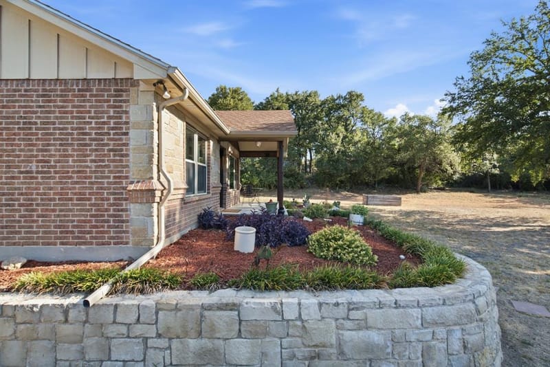 328 Silver Lane, Azle TX 76020 - Photo 32
