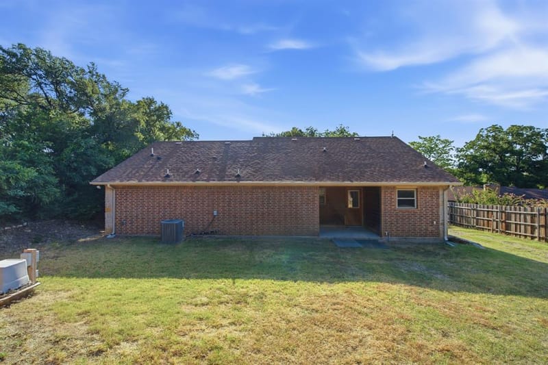 328 Silver Lane, Azle TX 76020 - Photo 35