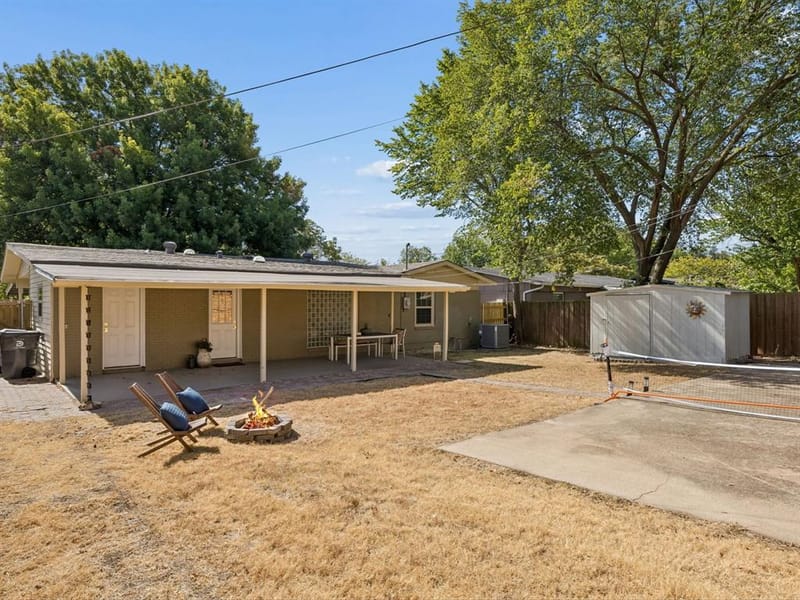 9745 Ash Creek Drive, Dallas TX 75228 - Photo 16