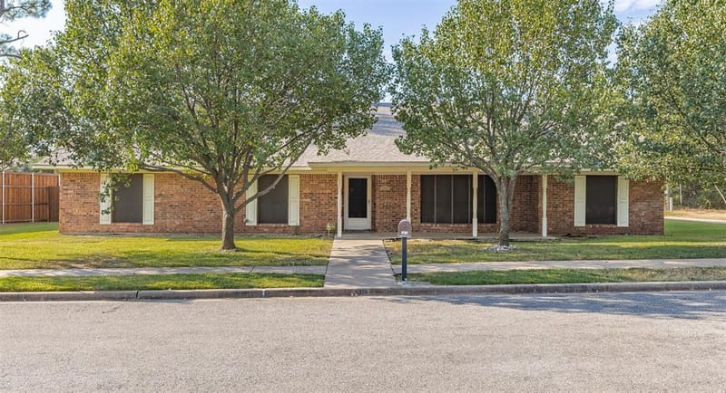 1814 Sandra Drive, Sherman TX 75092