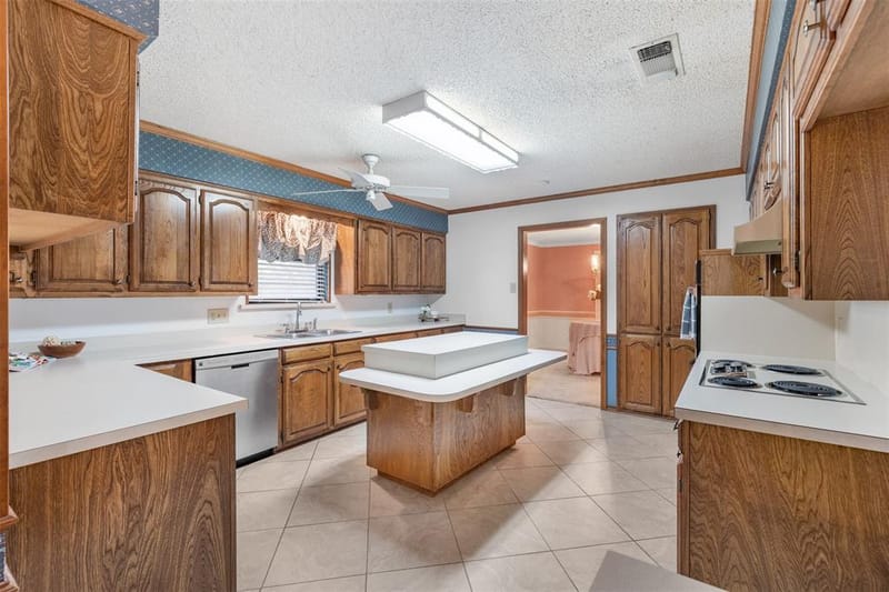 1814 Sandra Drive, Sherman TX 75092 - Photo 18