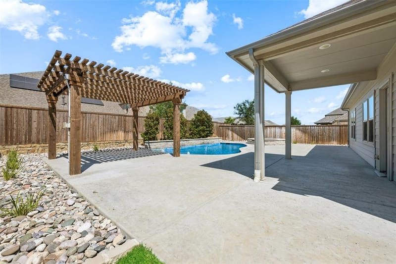 10105 Lakemont Drive, Fort Worth TX 76131 - Photo 36
